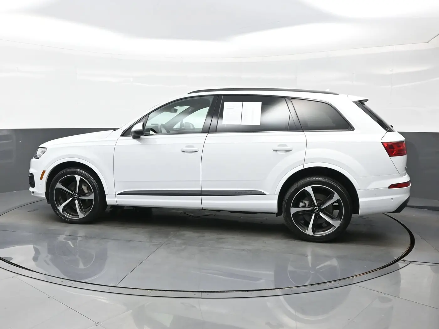 2019 Audi Q7 - $19,990