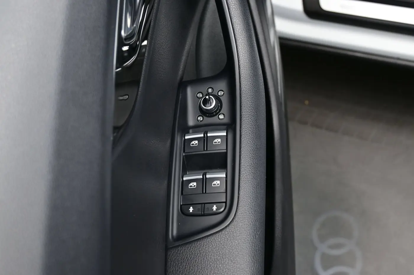 2019 Audi Q7 - $19,990