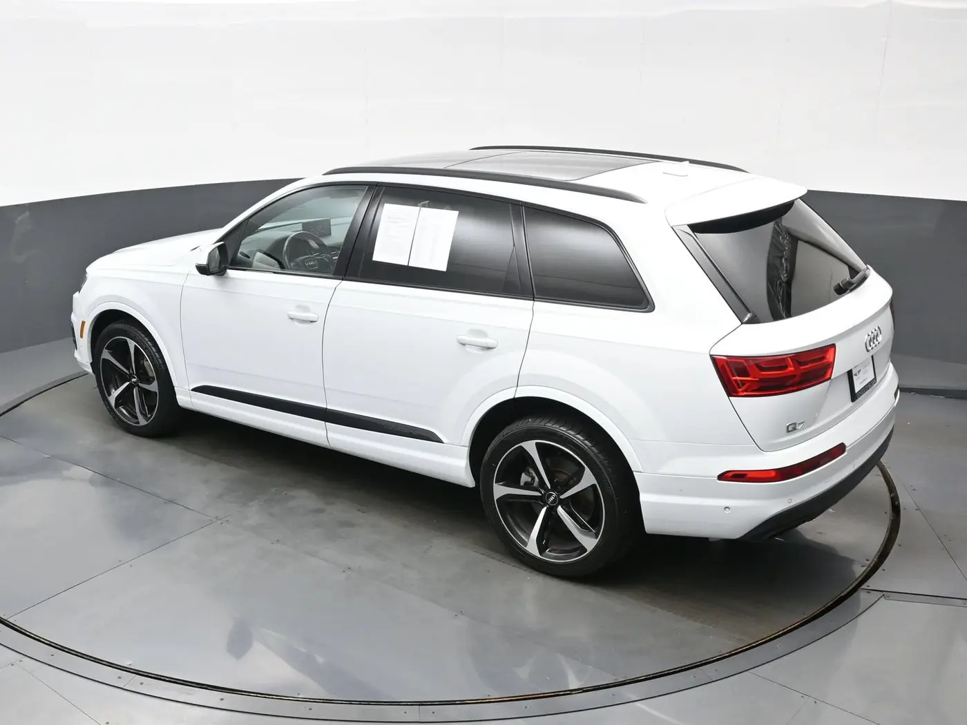 2019 Audi Q7 - $19,990