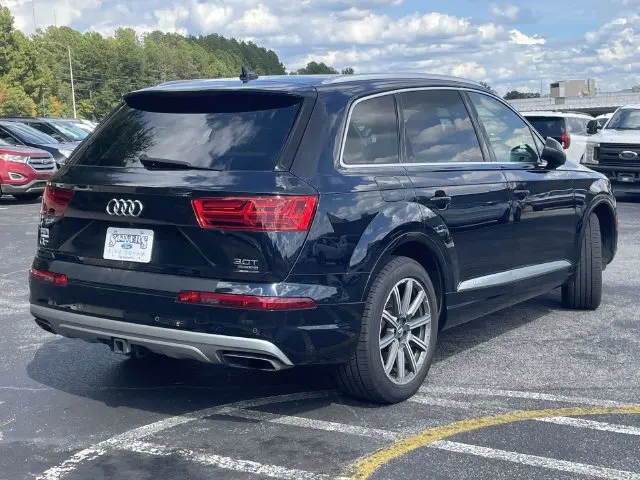2017 Audi Q7 - $14,905