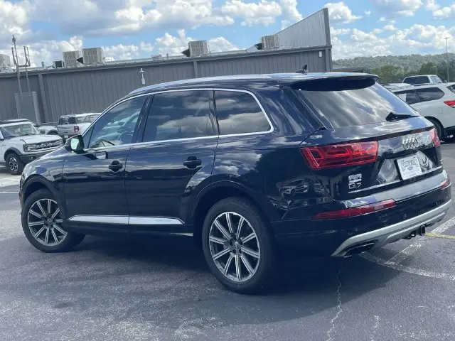 2017 Audi Q7 - $14,905