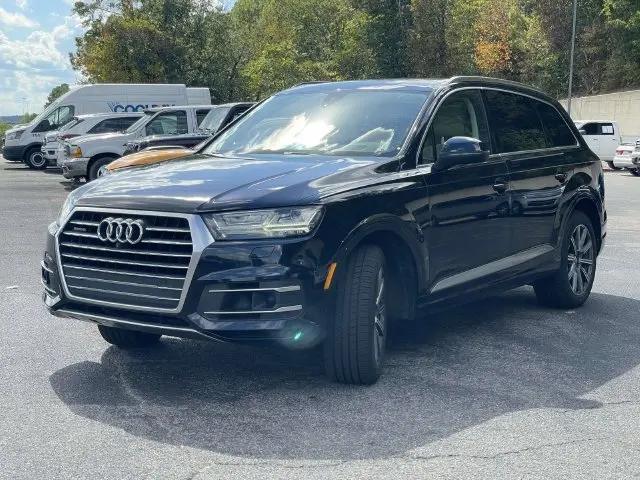 2017 Audi Q7 - $14,905
