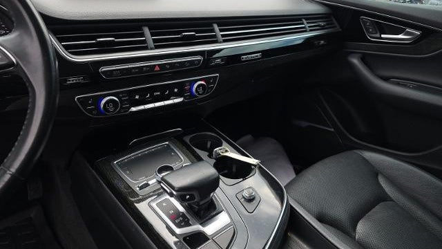 2019 Audi Q7 quattro Prestige 55 TFSI