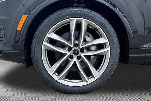 2017 Audi Q7 - $15,903
