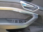 2019 e-tron Thumbnail 14