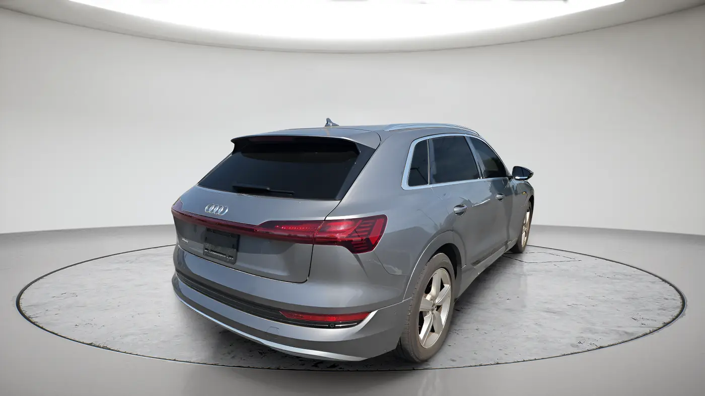 2019 Audi e-tron quattro Prestige