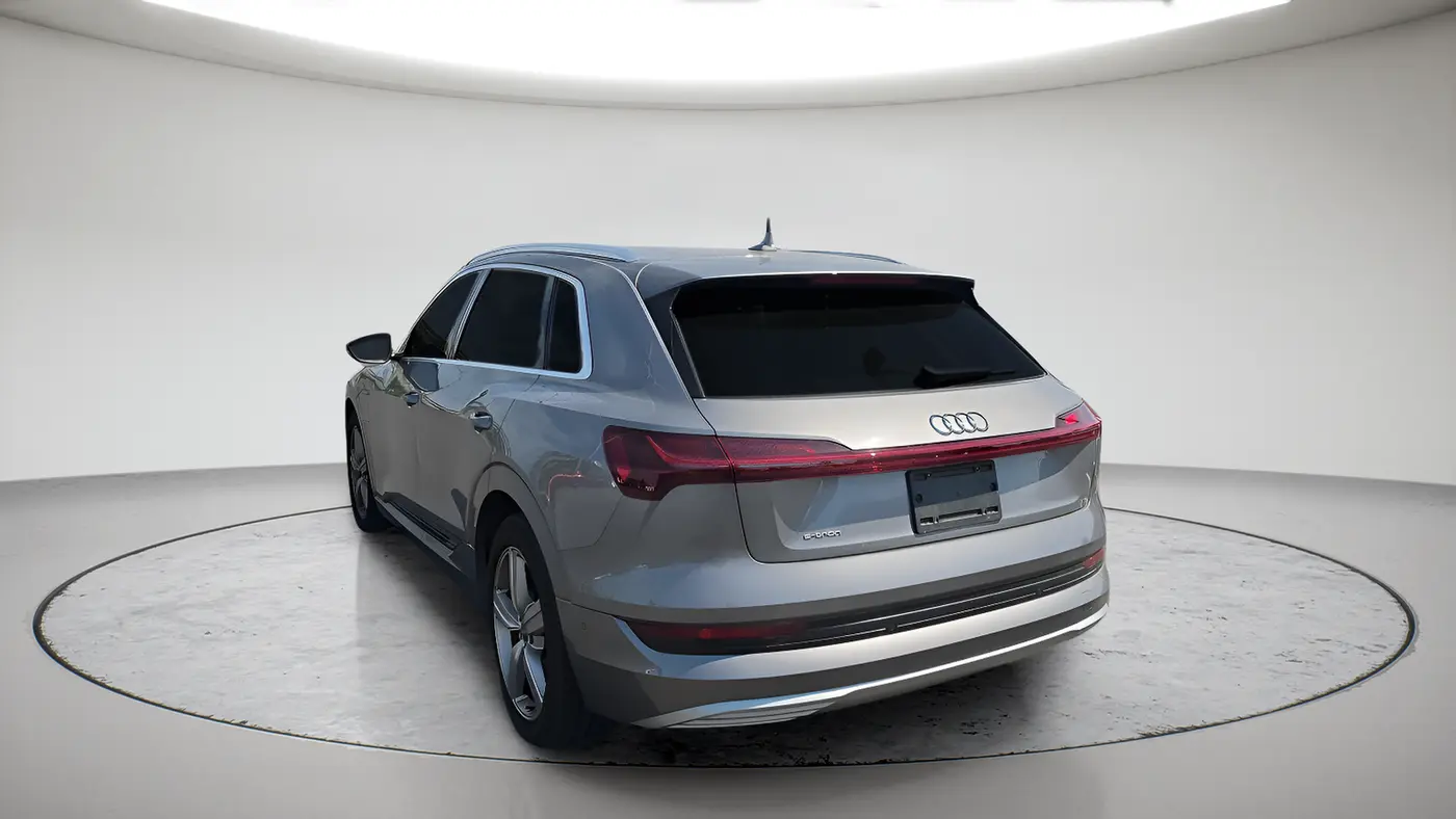 2019 Audi e-tron quattro Prestige