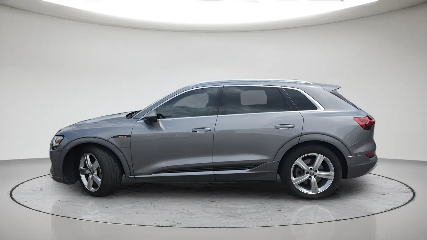 2019 Audi e-tron quattro Prestige