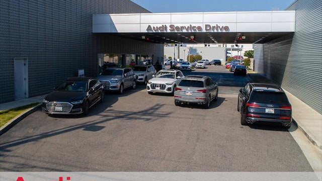 2019 Audi e-tron quattro Prestige