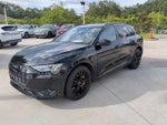 2023 e-tron Thumbnail 1
