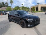 2023 e-tron Thumbnail 2