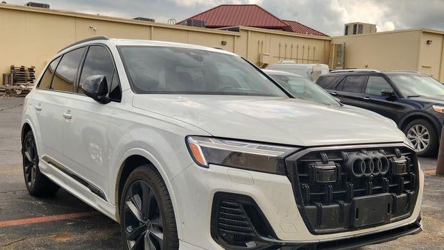 Preowned 2025 Audi Q7 quattro Prestige 55 TFSI for Sale