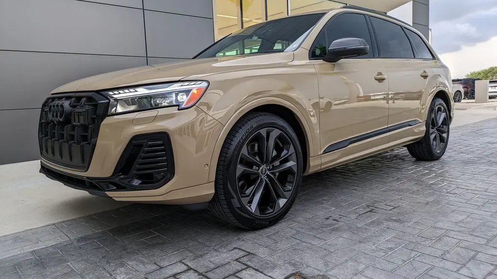 Preowned 2025 Audi Q7 quattro Prestige 55 TFSI for Sale