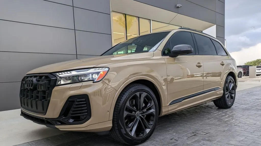 2025 Audi Q7 quattro Prestige 55 TFSI