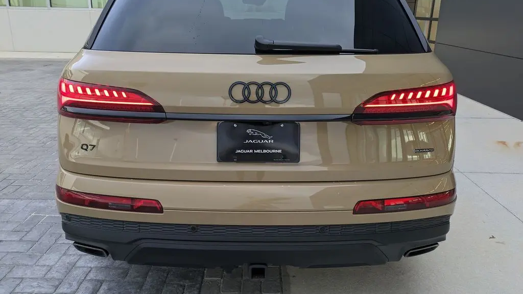 2025 Audi Q7 quattro Prestige 55 TFSI