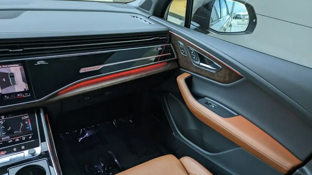 2025 Audi Q7 quattro Prestige 55 TFSI