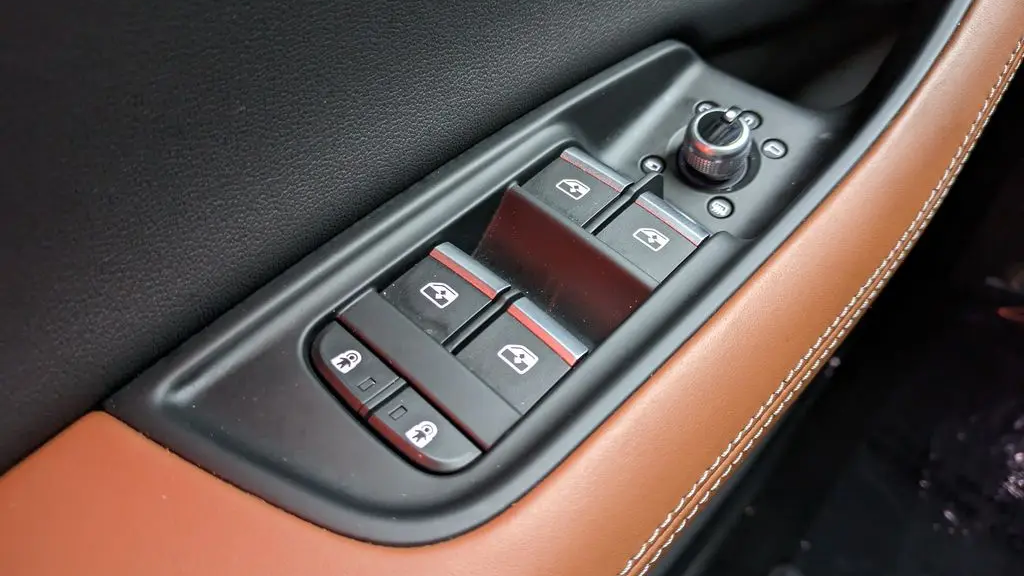 2025 Audi Q7 quattro Prestige 55 TFSI