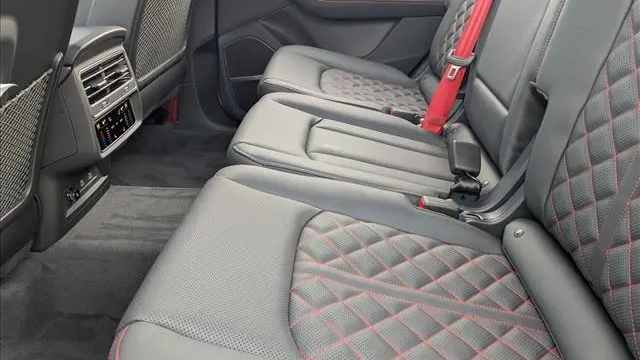 2026 Audi SQ7 4.0T quattro Prestige