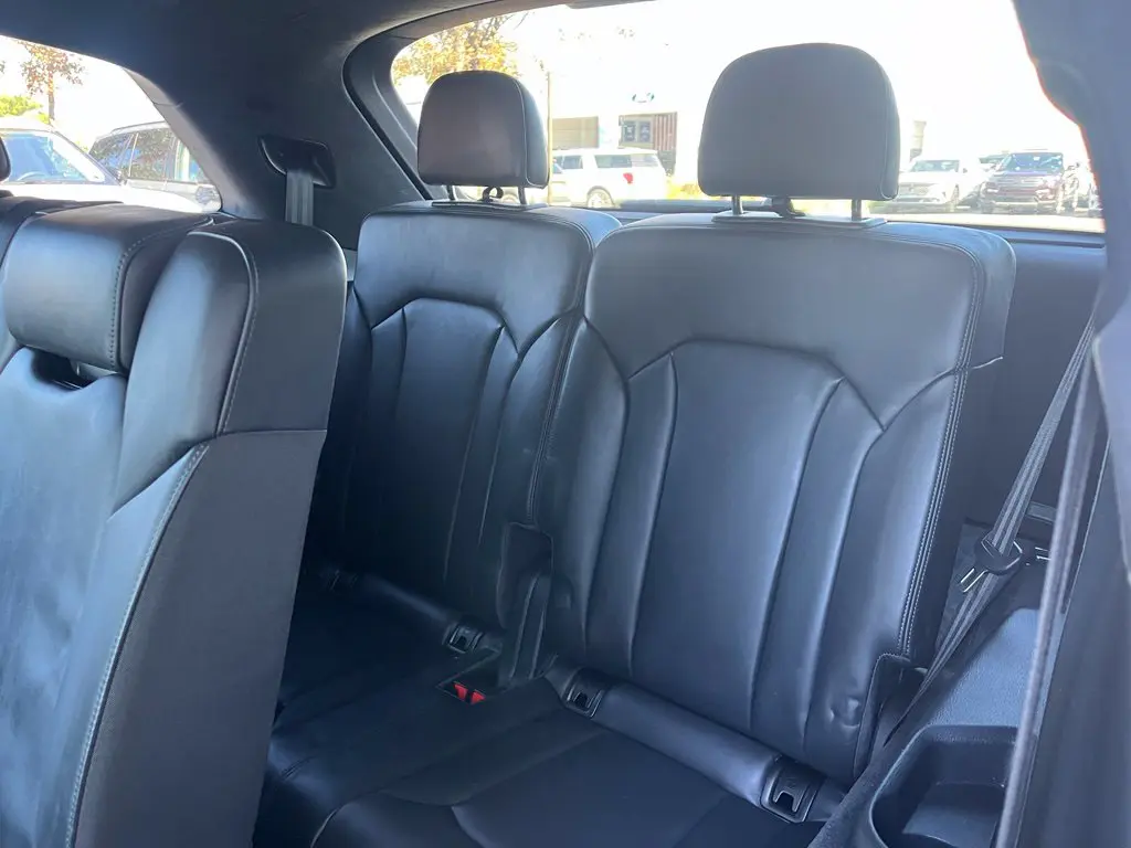 2023 Audi Q7 - $32,501