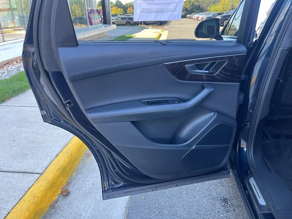 2023 Audi Q7 - $32,501