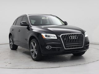 2017 Audi Q5 with Mythos Black Metallic Exterior