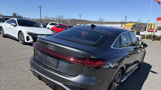 2025 Audi S5 quattro Premium TFSI