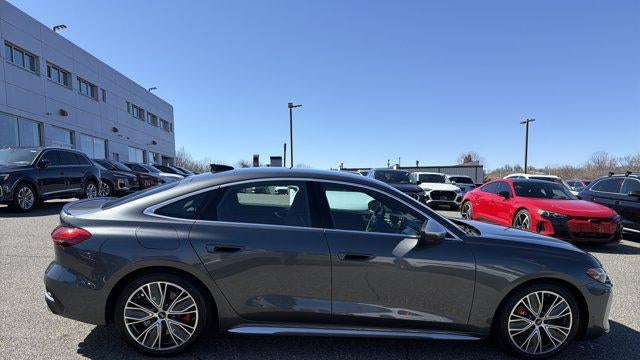 2025 Audi S5 quattro Premium TFSI