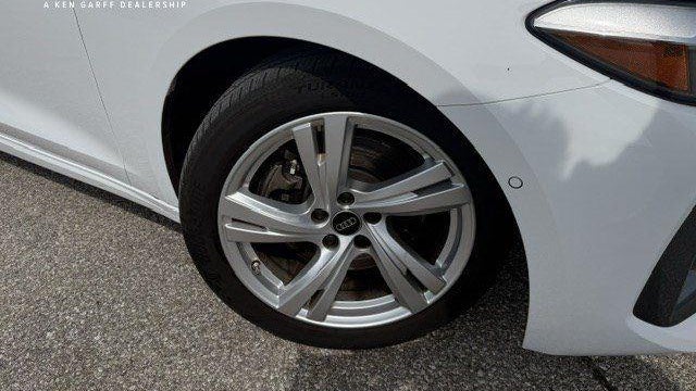 2025 Audi A5 quattro Premium TFSI