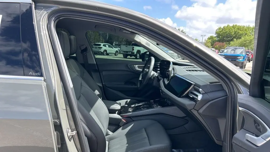 2025 Audi A5 quattro Premium Plus TFSI