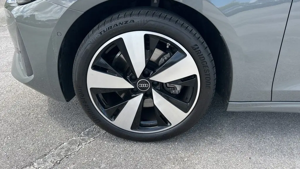 2025 Audi A5 quattro Premium Plus TFSI
