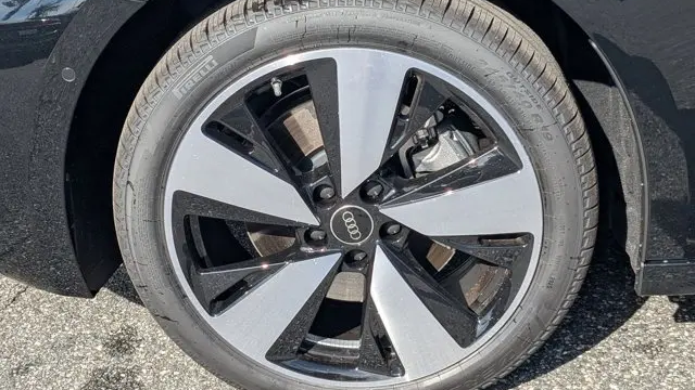 2025 Audi A5 quattro Premium Plus TFSI