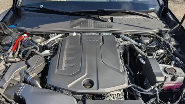2025 Audi A5 quattro Premium Plus TFSI