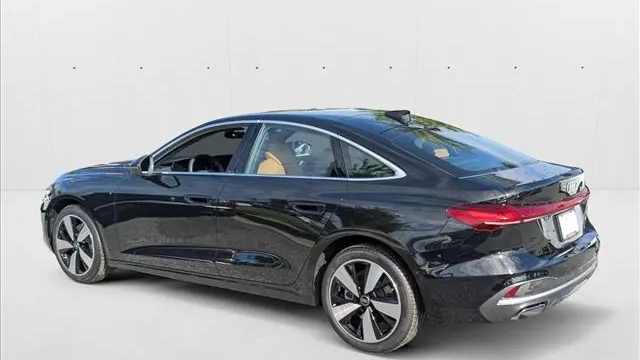 2025 Audi A5 quattro Premium Plus TFSI