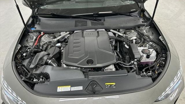 2025 Audi A5 quattro Premium Plus TFSI