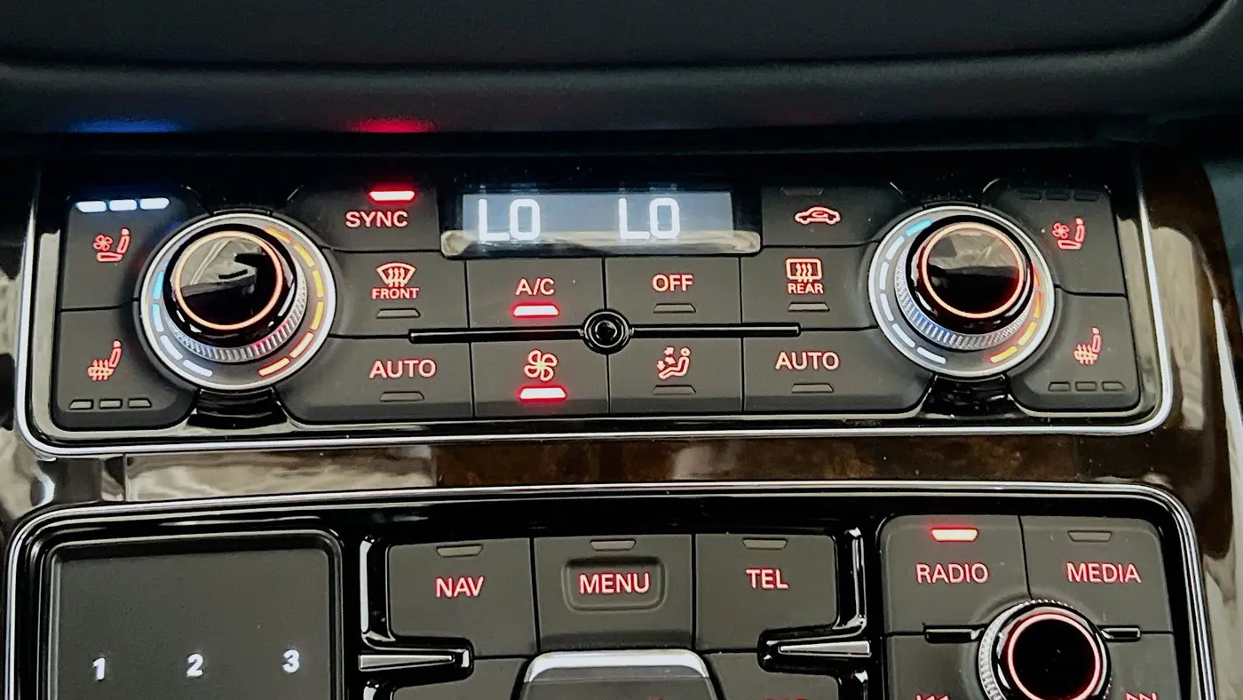 2015 Audi A8 L 4.0T quattro