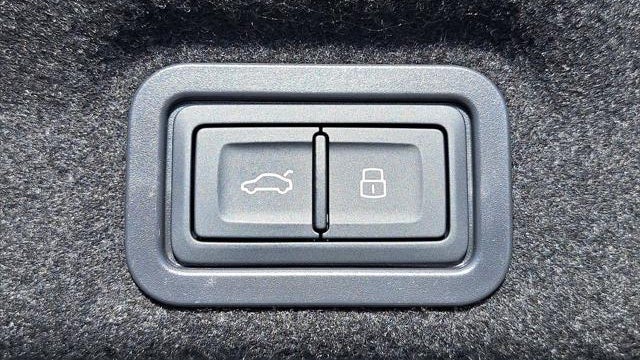 2026 Audi A6 quattro Premium Plus 55 TFSI