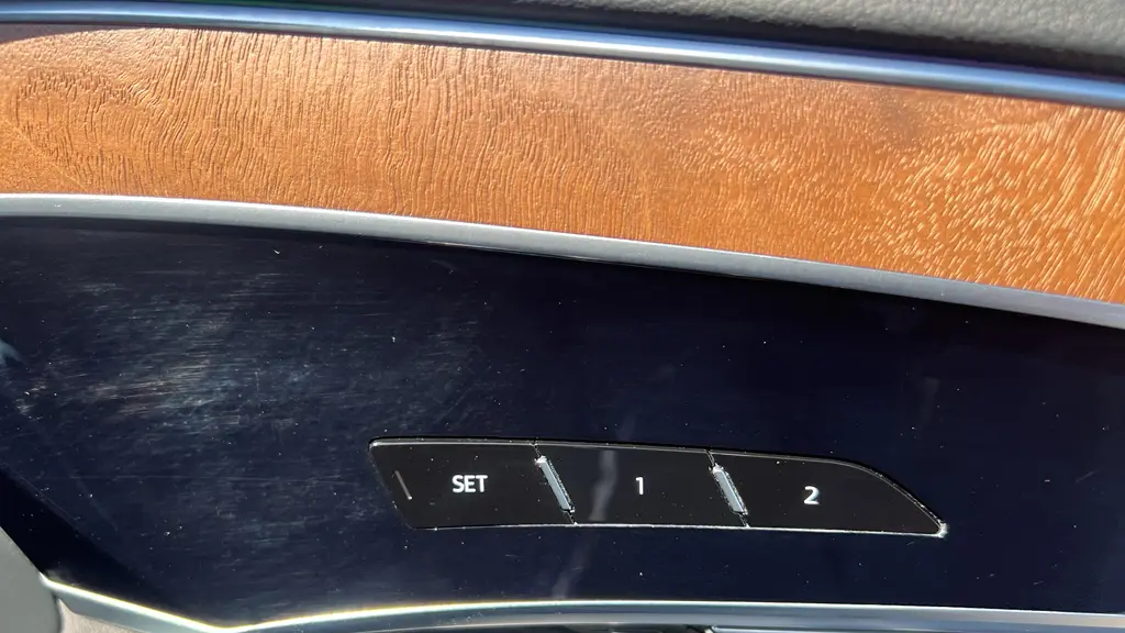 2021 Audi A8 L quattro 60 TFSI