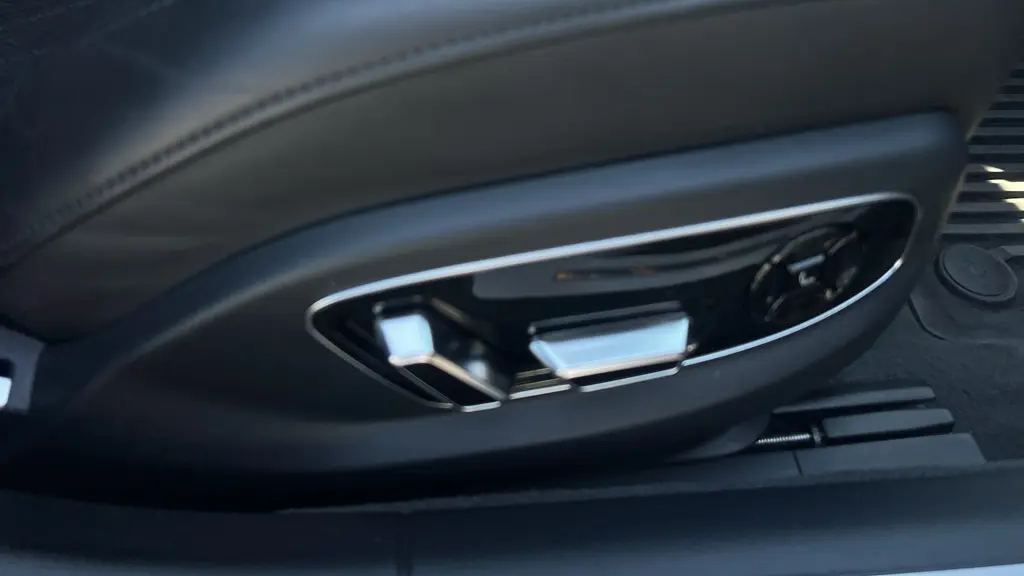 2021 Audi A8 L quattro 60 TFSI