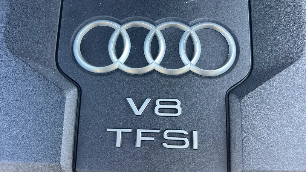 2021 Audi A8 L quattro 60 TFSI