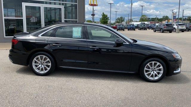 2022 Audi A4 quattro Premium 40 TFSI