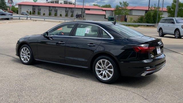 2022 Audi A4 quattro Premium 40 TFSI