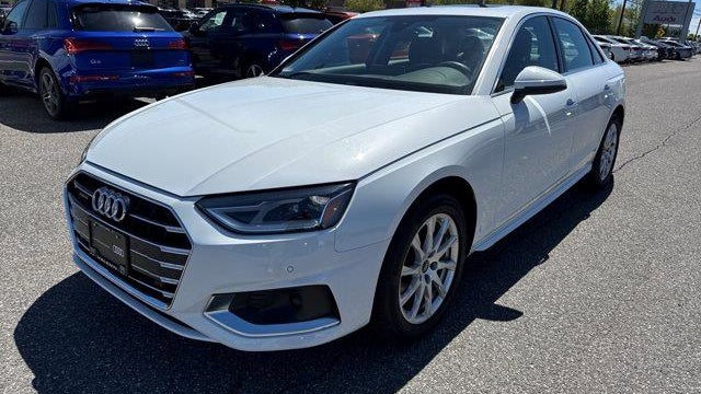 2021 Audi A4 quattro Premium 40 TFSI