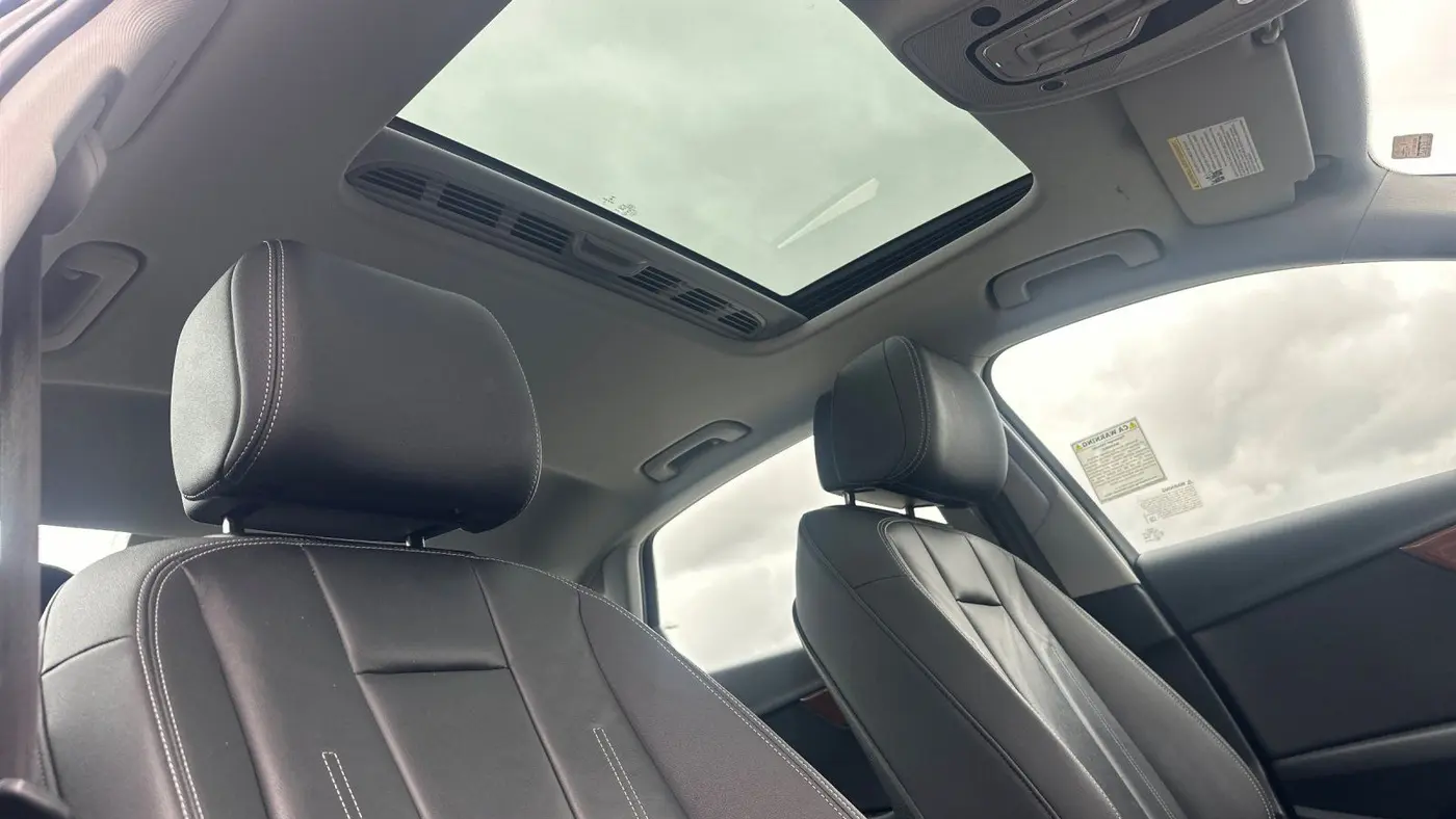 2022 Audi A4 quattro Premium 40 TFSI
