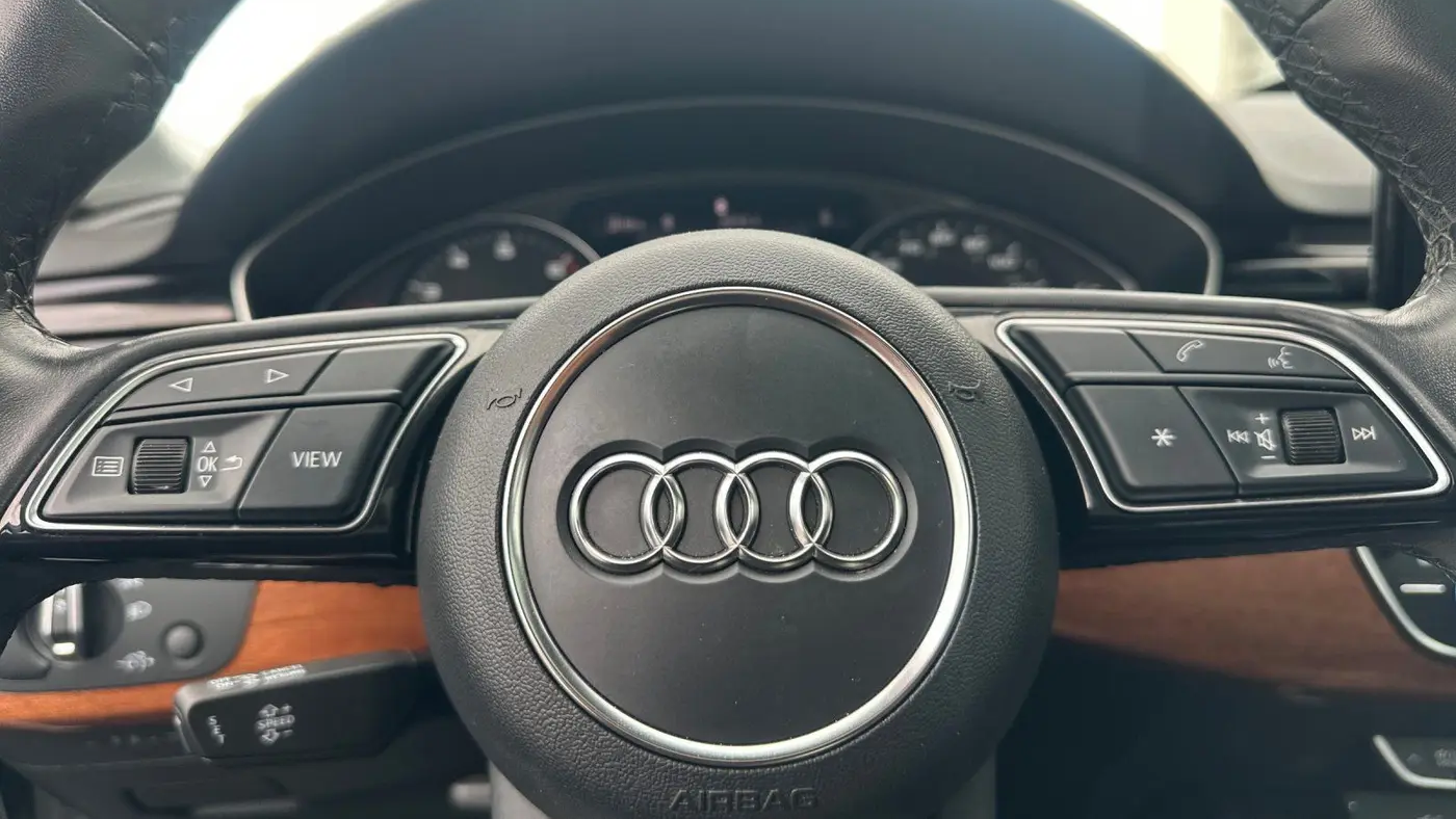 2022 Audi A4 quattro Premium 40 TFSI