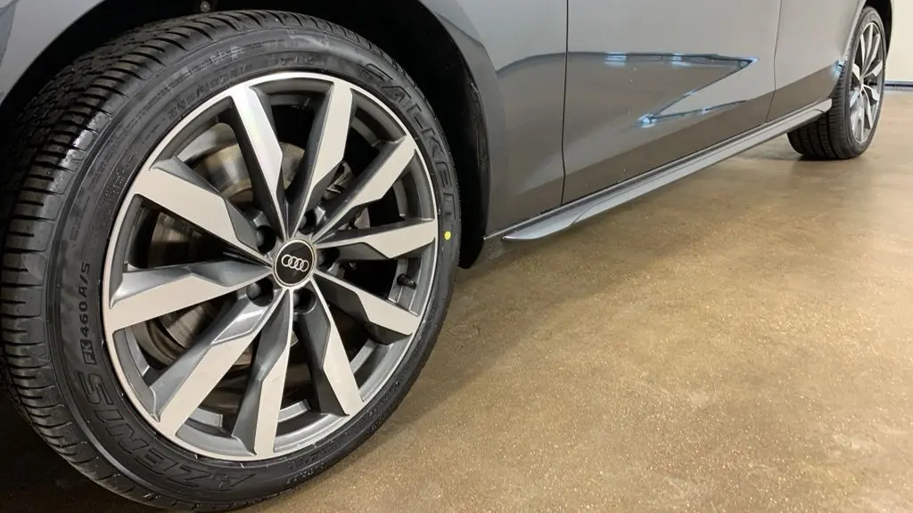 2022 Audi A4 quattro Premium 40 TFSI