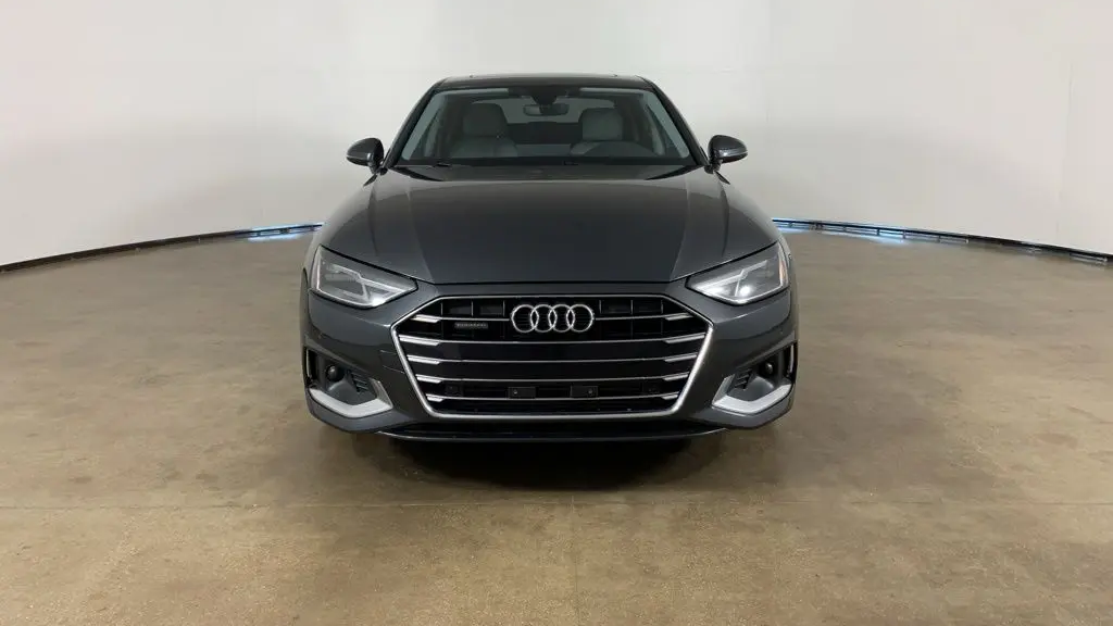 2022 Audi A4 quattro Premium 40 TFSI