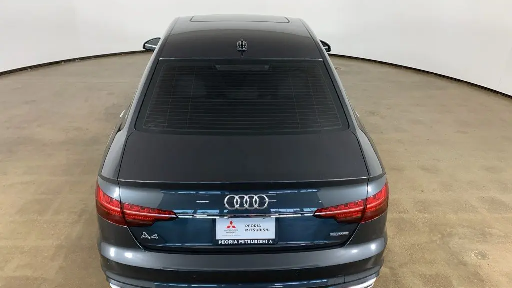 2022 Audi A4 quattro Premium 40 TFSI