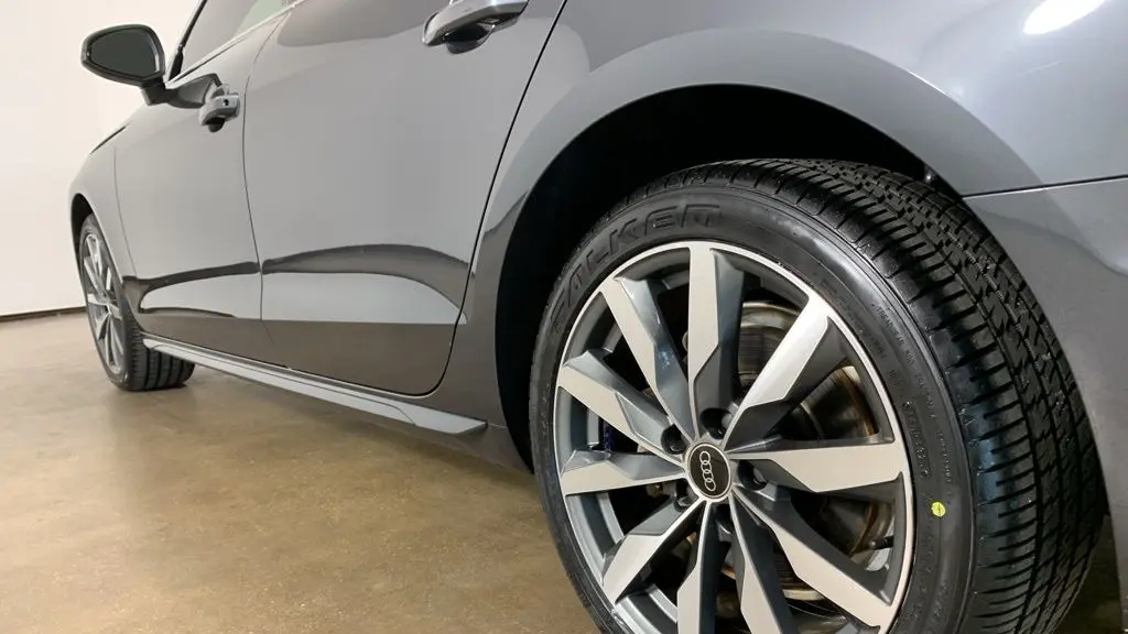 2022 Audi A4 quattro Premium 40 TFSI