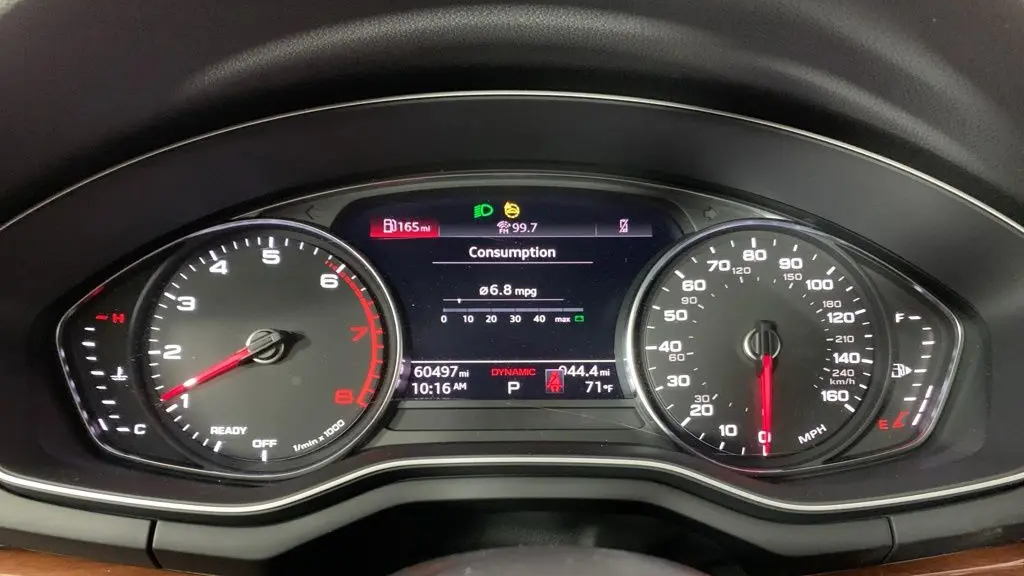 2022 Audi A4 quattro Premium 40 TFSI