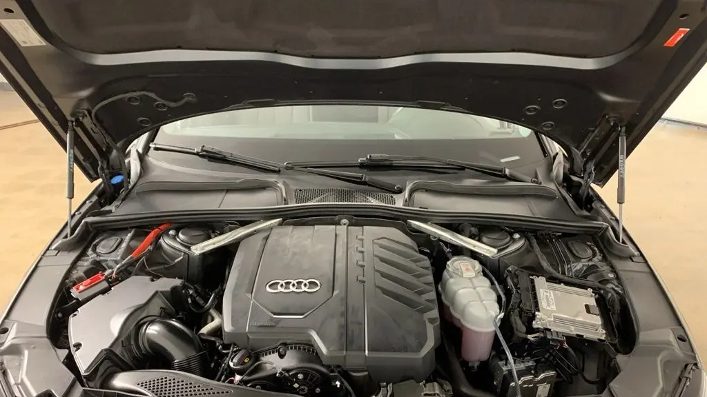 2022 Audi A4 quattro Premium 40 TFSI